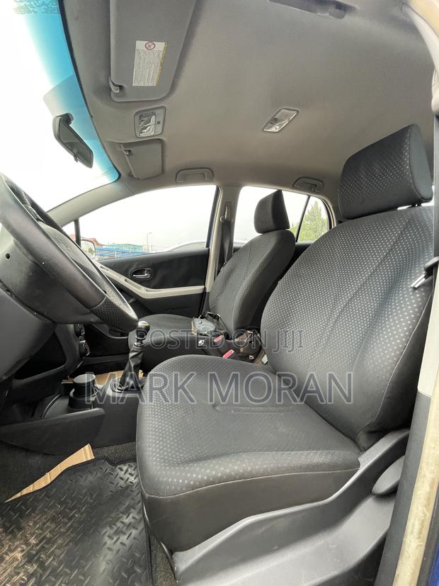 Toyota Yaris 2010 Blue