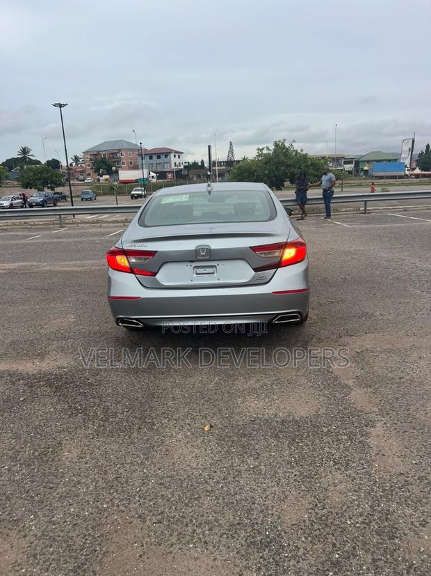 Honda Accord Touring 2.0T 2018 Gray