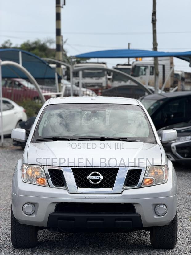 Nissan Frontier 2014 Silver