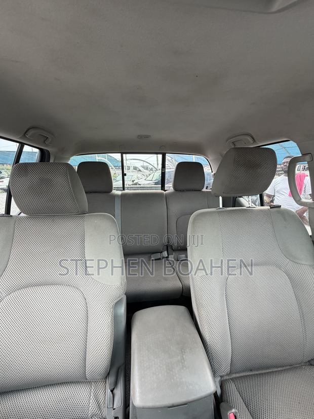 Nissan Frontier 2014 Silver