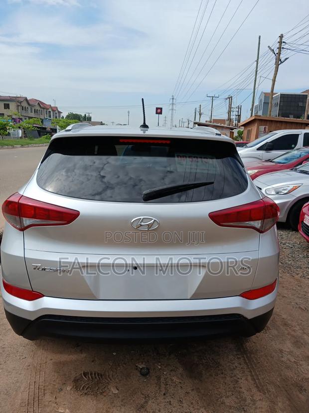 Hyundai Tucson SE AWD 2017 Silver