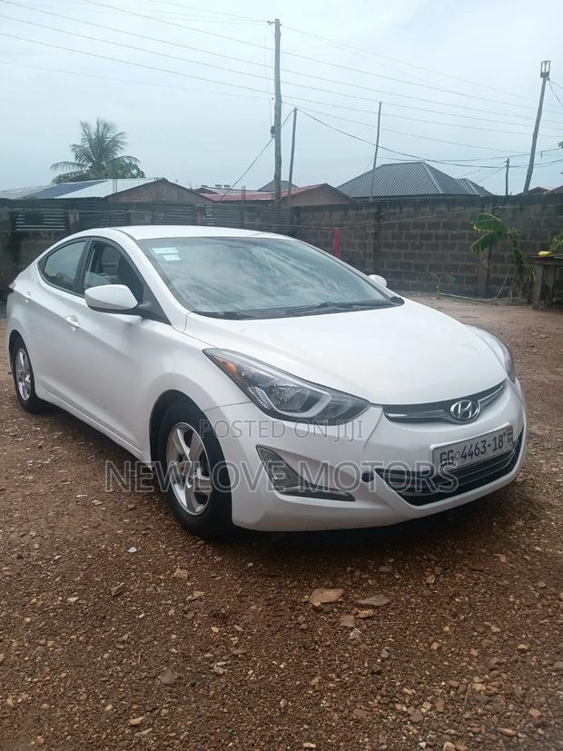Hyundai Elantra 2015 White