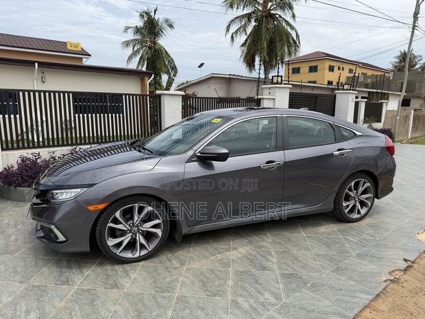 Honda Civic Touring Sedan 2019 Gray