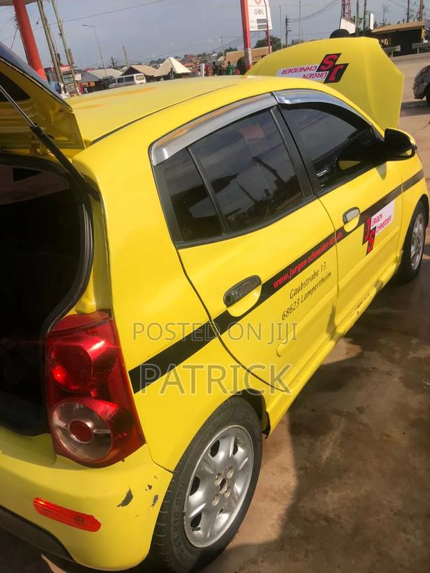 Kia Morning 2010 Yellow