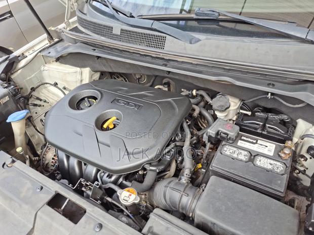 Kia Soul + 4dr Wagon (2.0L 4cyl 6A) 2015 Silver