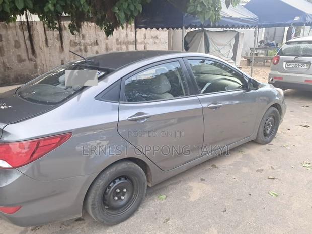Hyundai Accent 2017 Gray
