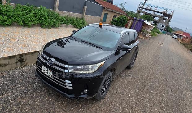 Toyota Highlander XLE 2019 Black