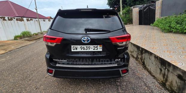 Toyota Highlander XLE 2019 Black