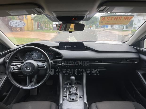 Mazda 3 2018 Red