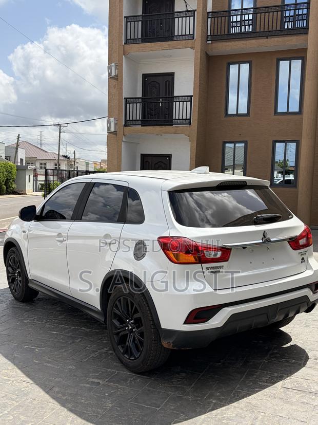 Mitsubishi Outlander Sport SE 2.0 2019 White