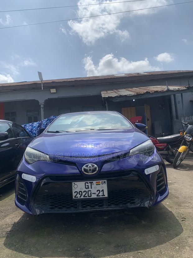 Toyota Corolla 2016 Blue