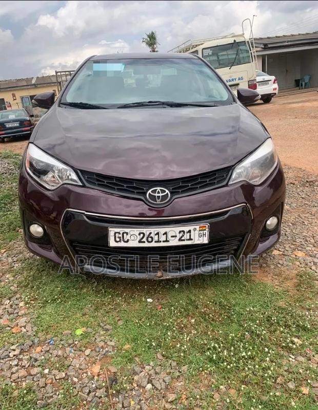 Toyota Corolla S 4dr Sedan (1.8L 4cyl CVT) 2016 Brown