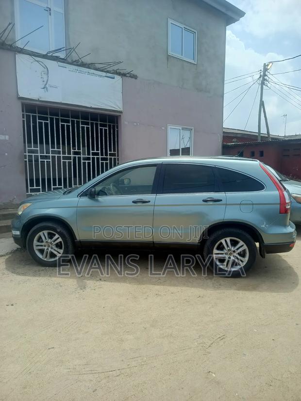 Honda CR-V 2011 Green