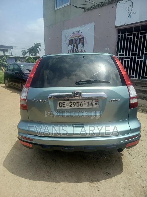 Honda CR-V 2011 Green