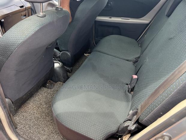Toyota Vitz 1.5 FWD 3dr 2010 Beige