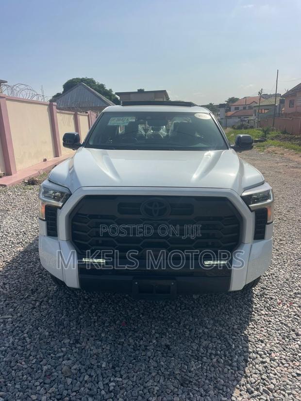Toyota Tundra Limited CrewMax 4WD SB w/6.5' Bed 2025 White
