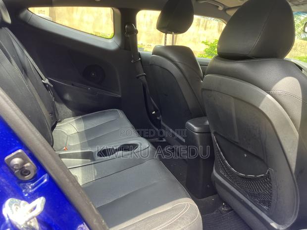 Hyundai Veloster 2014 Blue