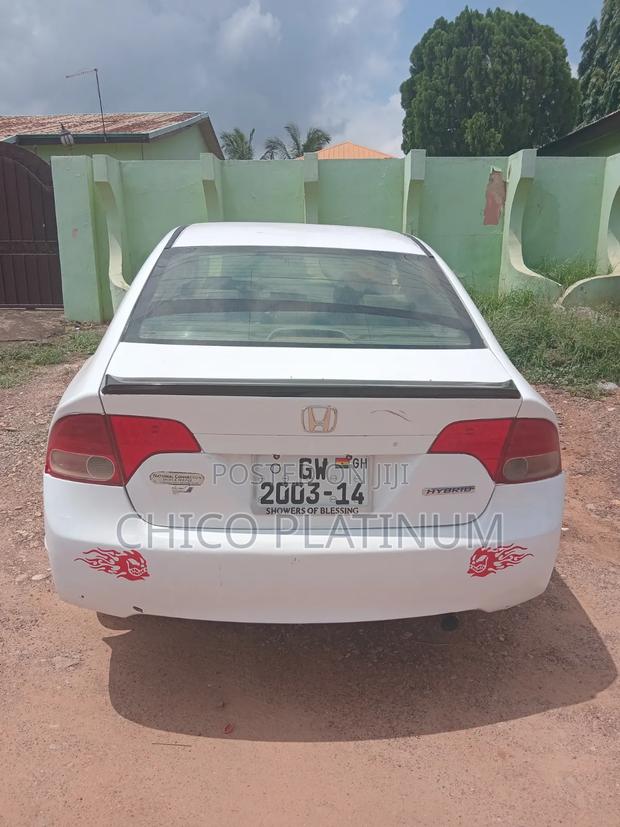 Honda Civic 1.4 5 Door Automatic 2010 White
