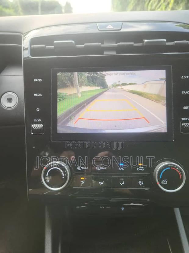 Hyundai Tucson SE 2024 Gray