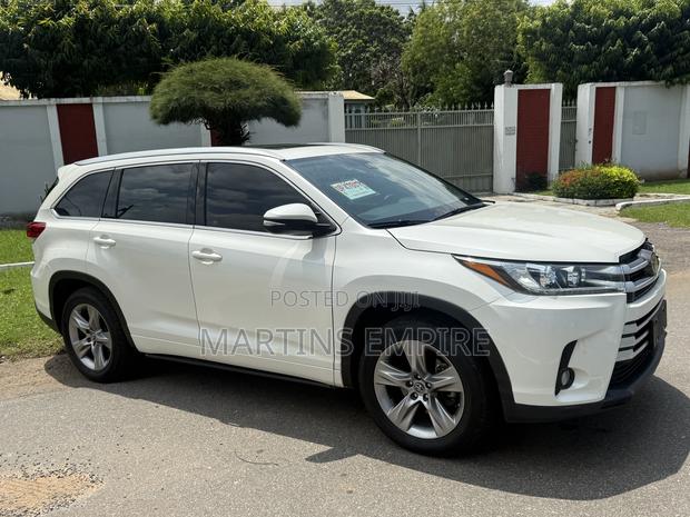 Toyota Highlander XLE 2019 White