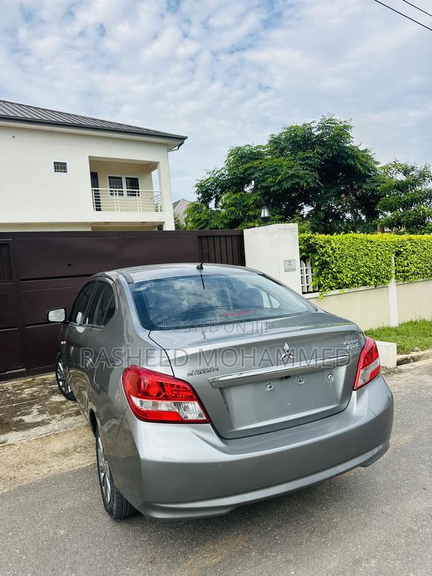 Mitsubishi Mirage 2018 Silver