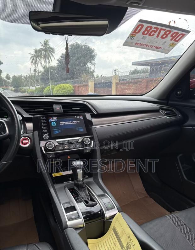 Honda Civic Touring Sedan 2020 Red