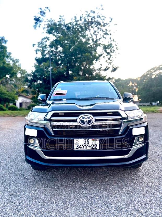 Toyota Land Cruiser 2013 Black