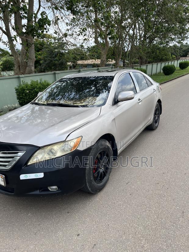 Toyota Camry LE 4dr Sedan (2.4L 4cyl 5A) 2008 Gray
