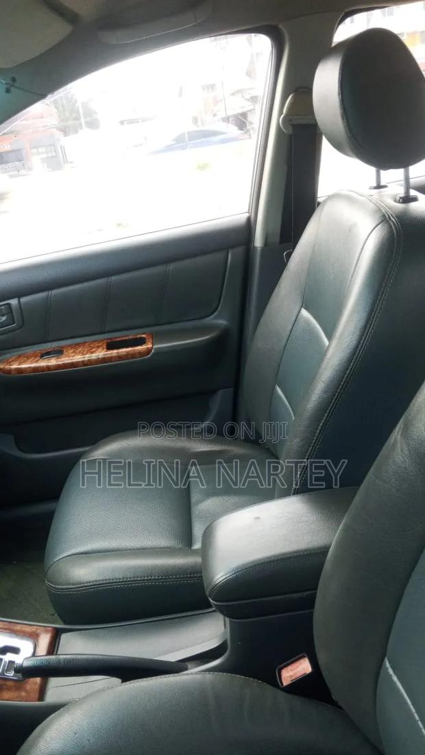 Toyota Corolla 2011 Black