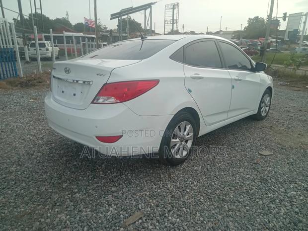 Hyundai Accent 2016 White