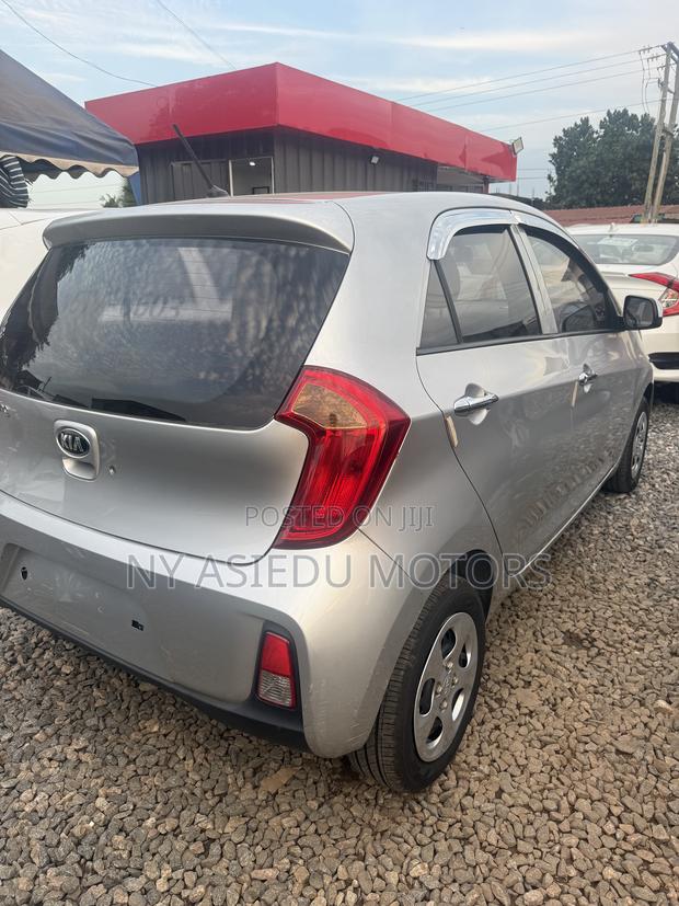 Kia Morning 2015 Silver