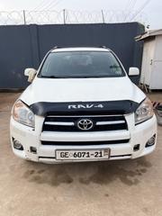 Toyota RAV4 2010 White for sale