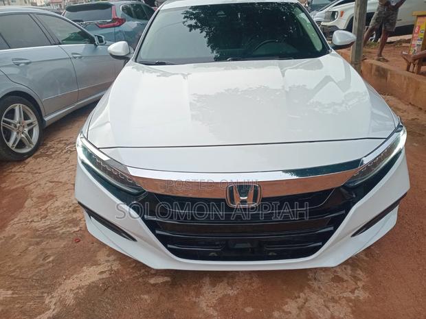 Honda Accord 2019 White