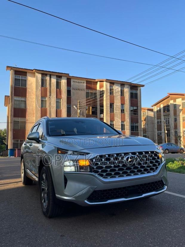 Hyundai Santa Fe 2021 Silver