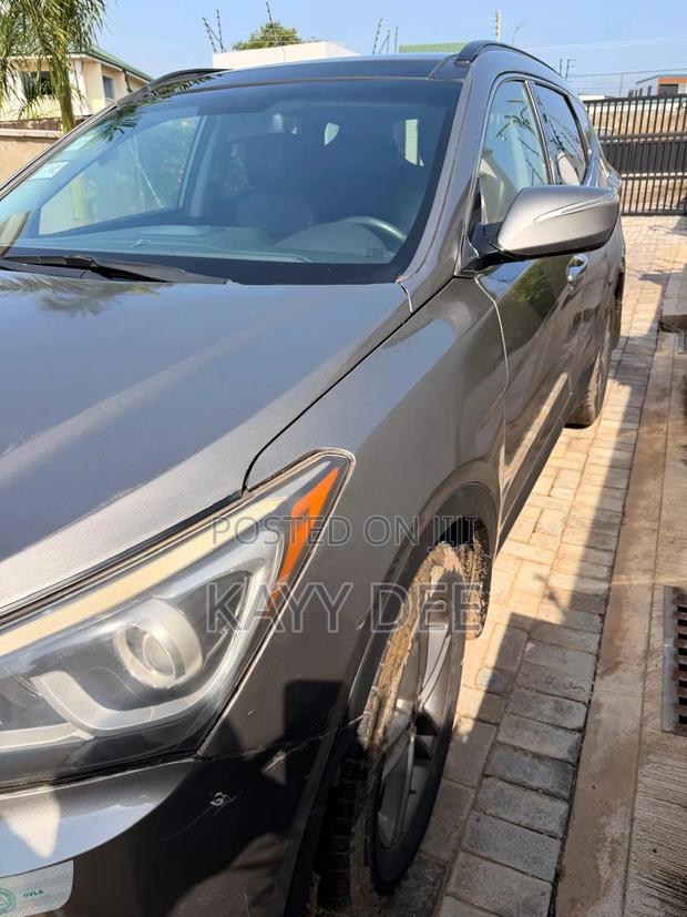 Hyundai Santa Fe 2017 Beige