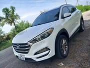 Hyundai Tucson 2016 White for sale