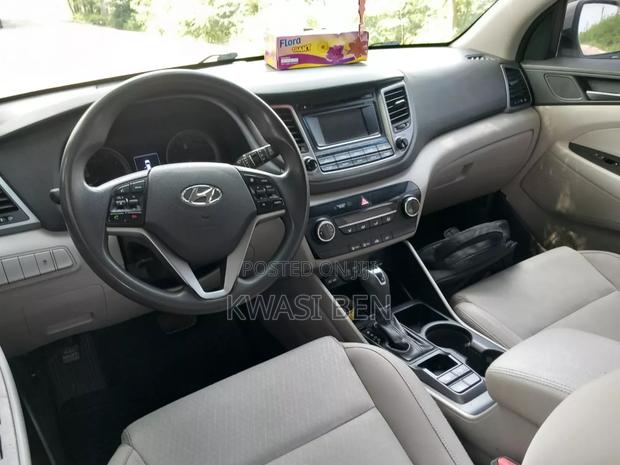 Hyundai Tucson 2016 White