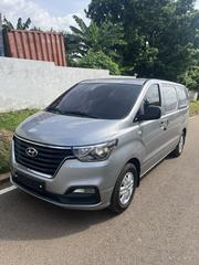 Hyundai H1 2019 Gray for sale