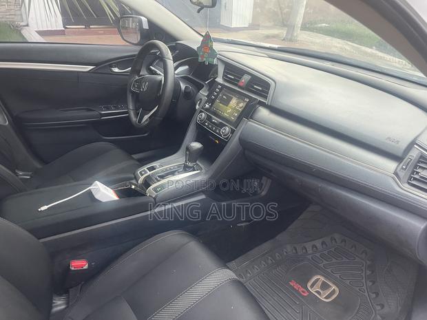 Honda Civic EX-L 4dr Sedan (1.5L 4cyl) 2017 White