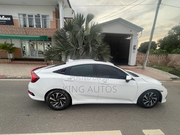 Honda Civic EX-L 4dr Sedan (1.5L 4cyl) 2017 White
