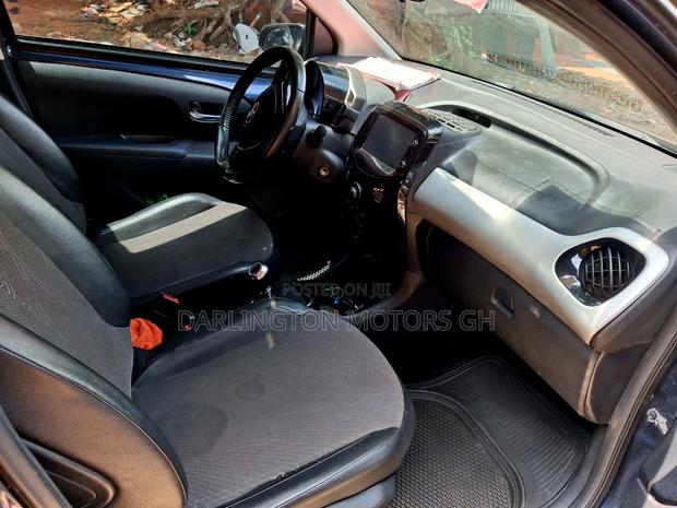 Toyota Aygo 2017 Gray
