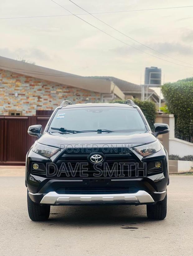 Toyota RAV4 Adventure 2021 Black
