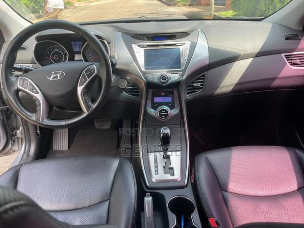 Hyundai Avante 2014 Gray
