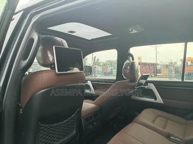 Toyota Land Cruiser 5.7 V8 VX-S 2014 Black