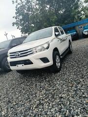 Toyota Hilux Revo Double Cab Petrol 2.7 AWD 2017 White for sale