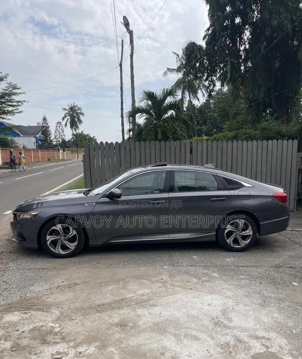Honda Accord EX (1.5L 4cyl Turbo CVT) 2019 Gray