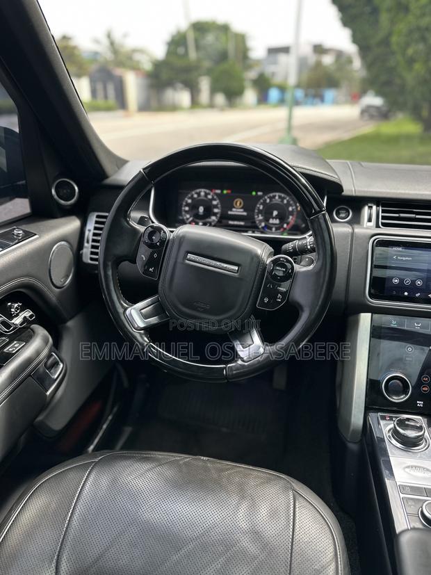 Land Rover Range Rover Vogue 2019 Black
