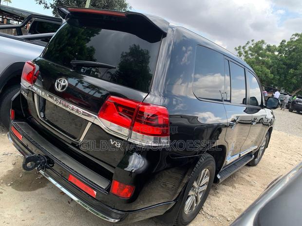 Toyota Land Cruiser 2013 Black
