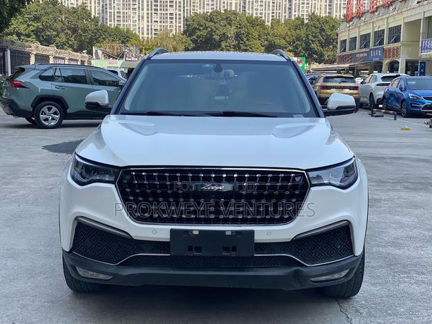 Land Rover Range Rover Evoque Autobiography 4x4 5-Door 2017 White