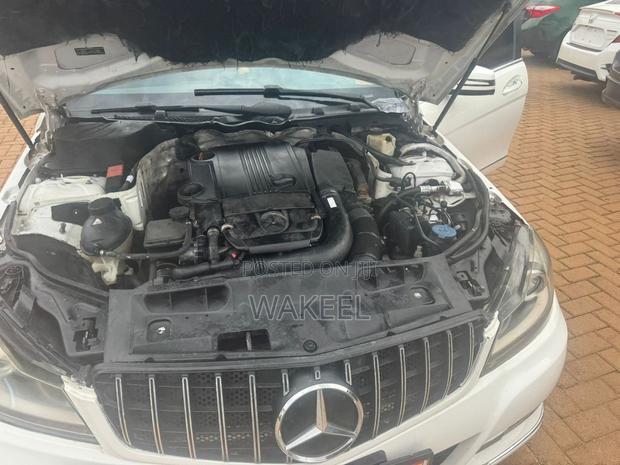 Mercedes-Benz C250 2014 White